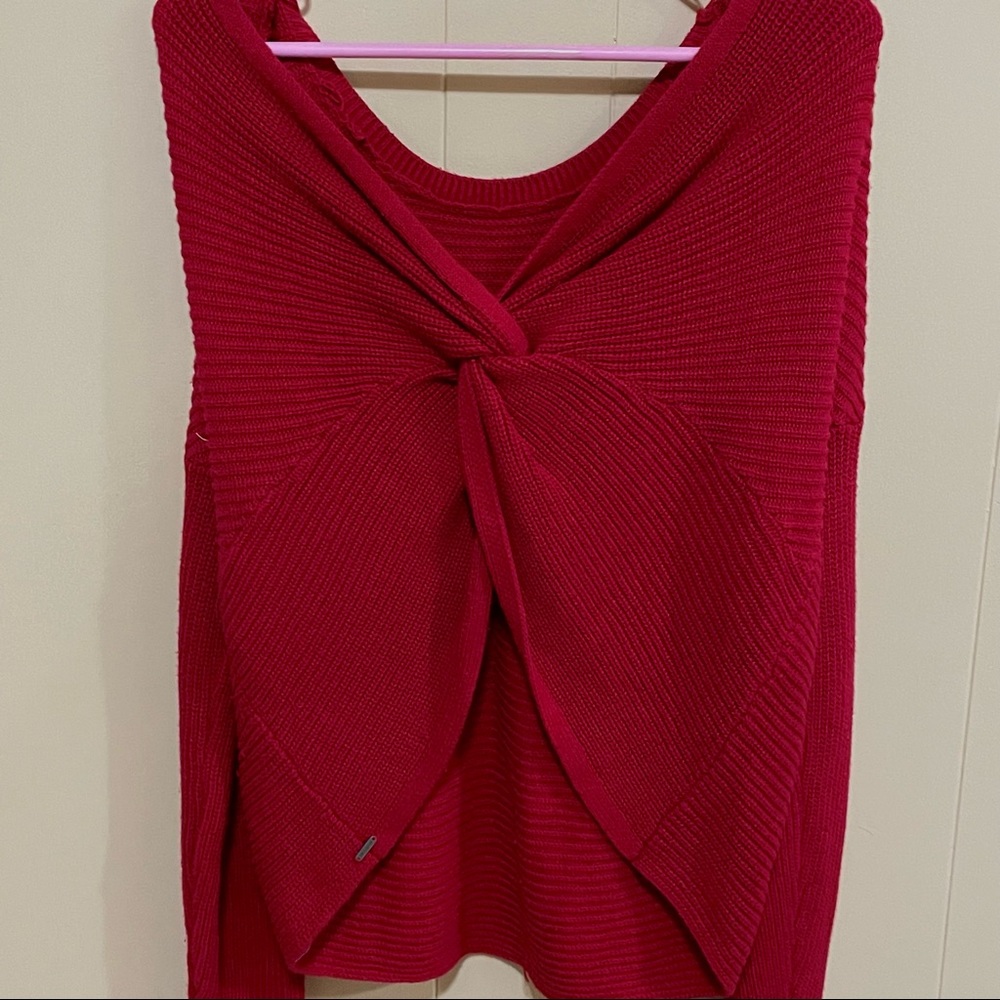 Red Hollister knitted sweater